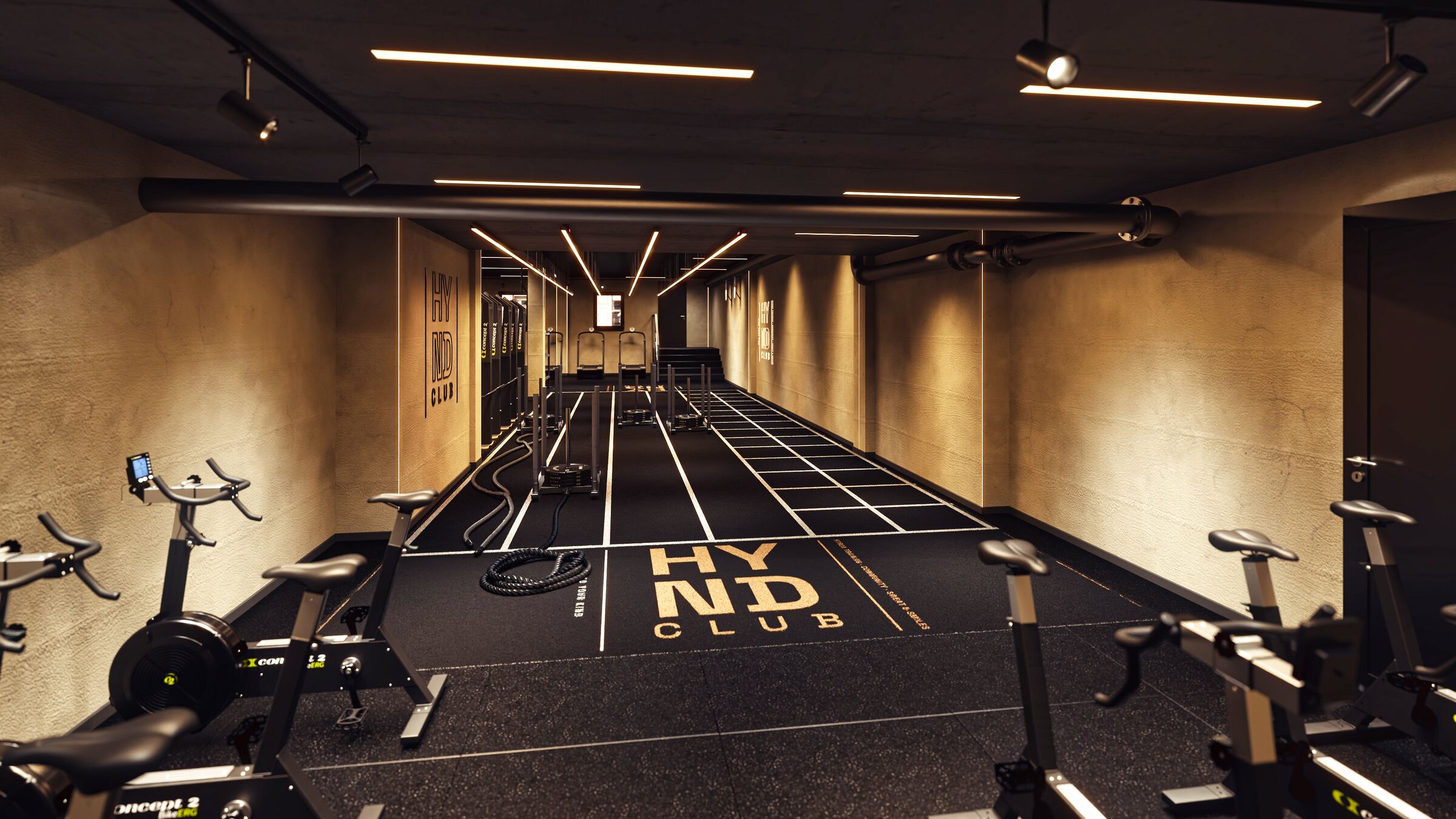 HYND Studio: Trainingsbahnen und goldfarbene Wände